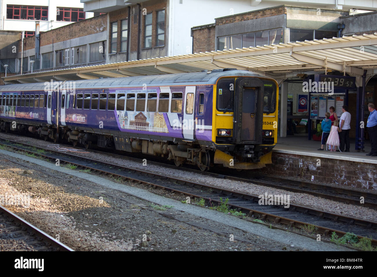 Harrogate Railway Station Stock Photos & Harrogate Railway Station