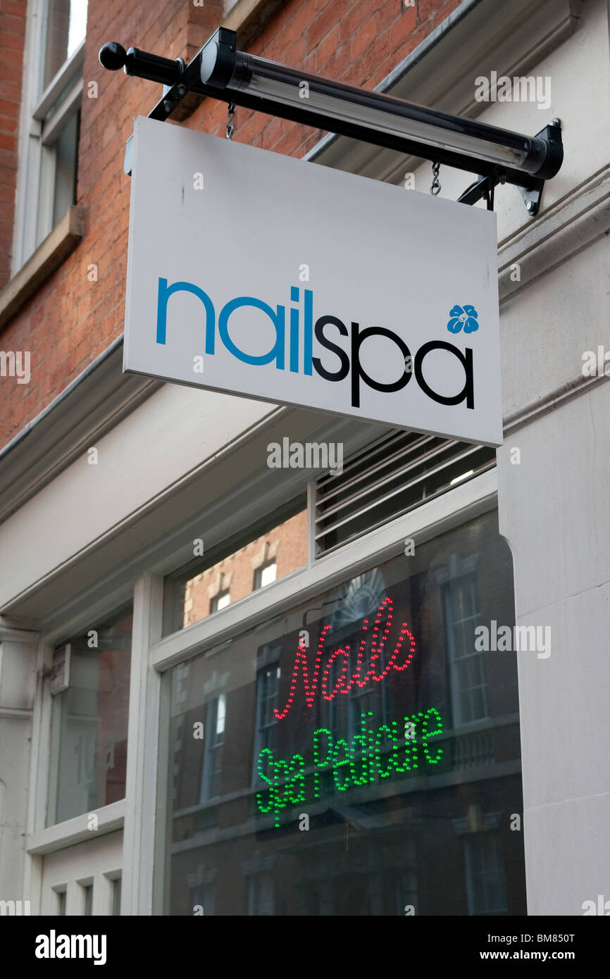 A nail salon shop in Nottingham England UK Stock Photo - Alamy