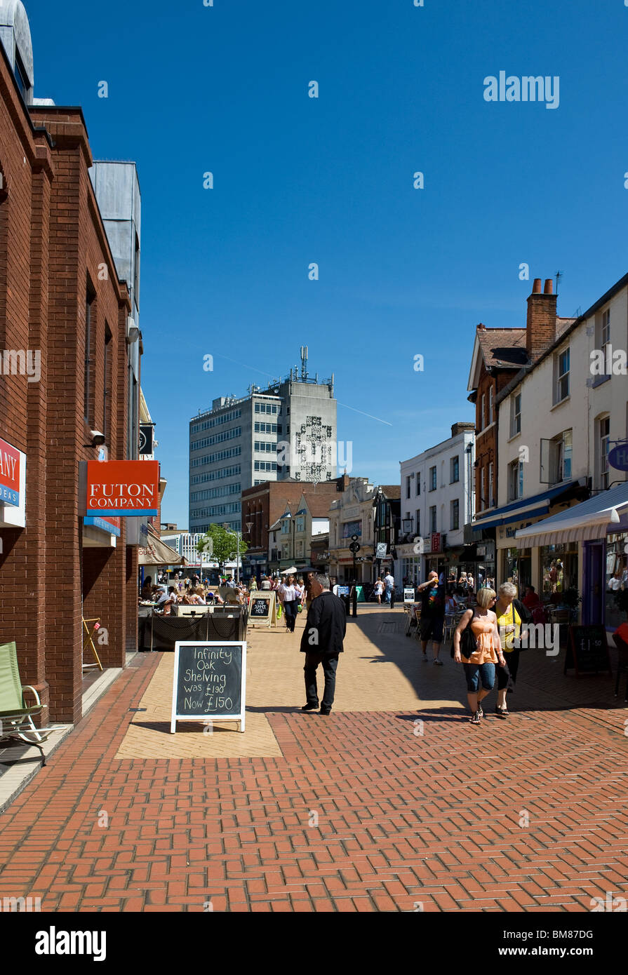 People walking in Chelmsford Town Centre in Essex.  Photo by Gordon Scammell Stock Photo