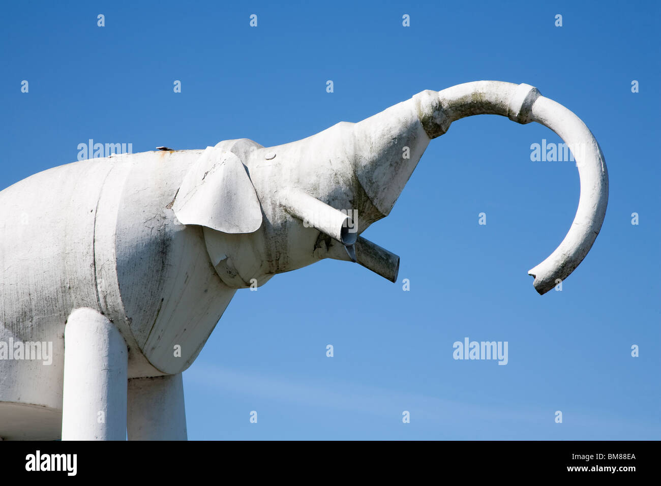Camberley's iconic concrete elephant made from pipes designed by Barbara Jones in 1963 for