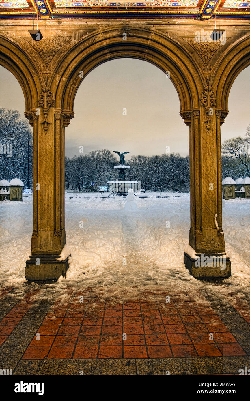 Central Park in New York City. Bethesda Terrace and Bethesda Fountain.  Editorial Image - Image of center, empty: 178120710