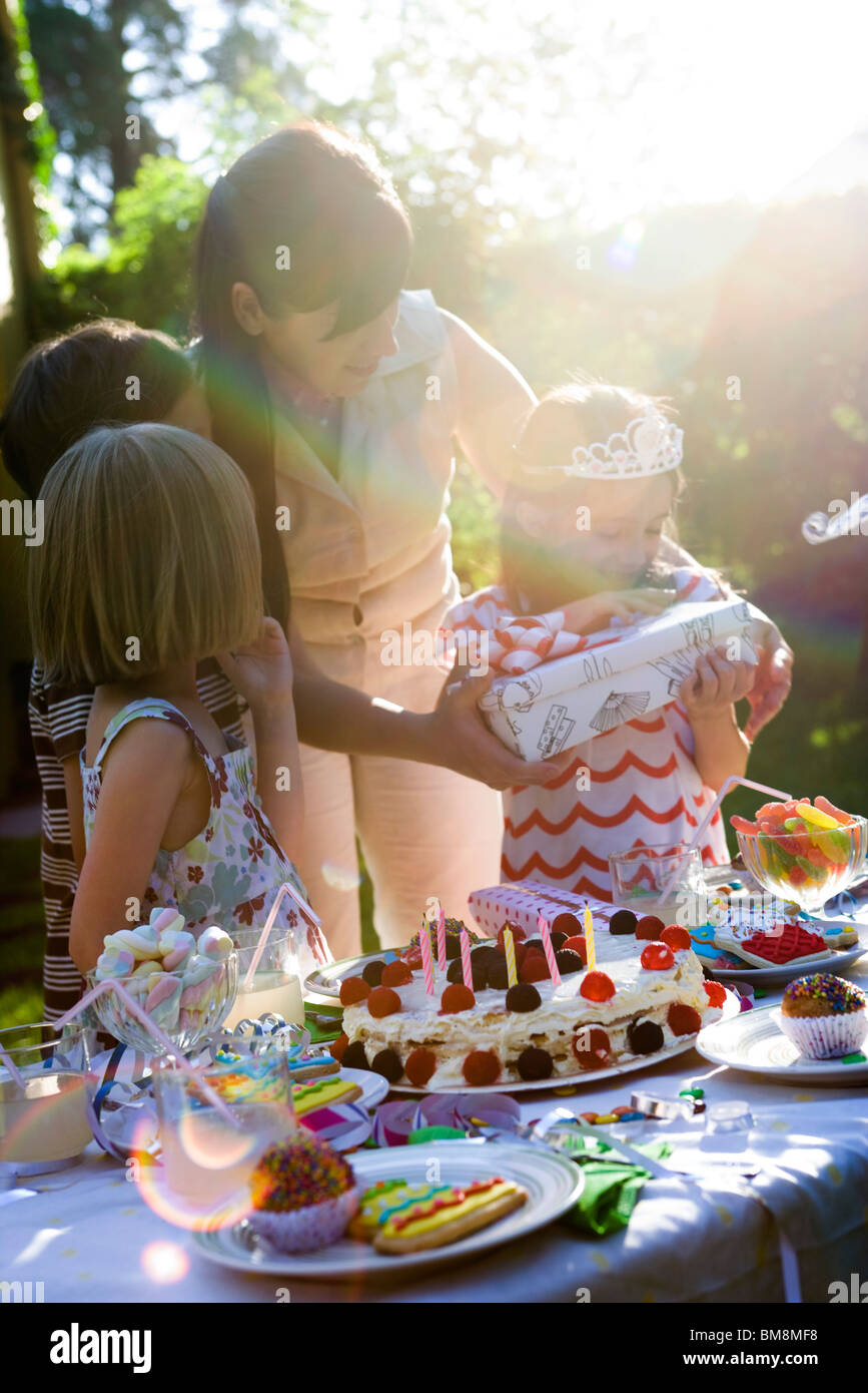 birthday gifts for outdoorsy girl