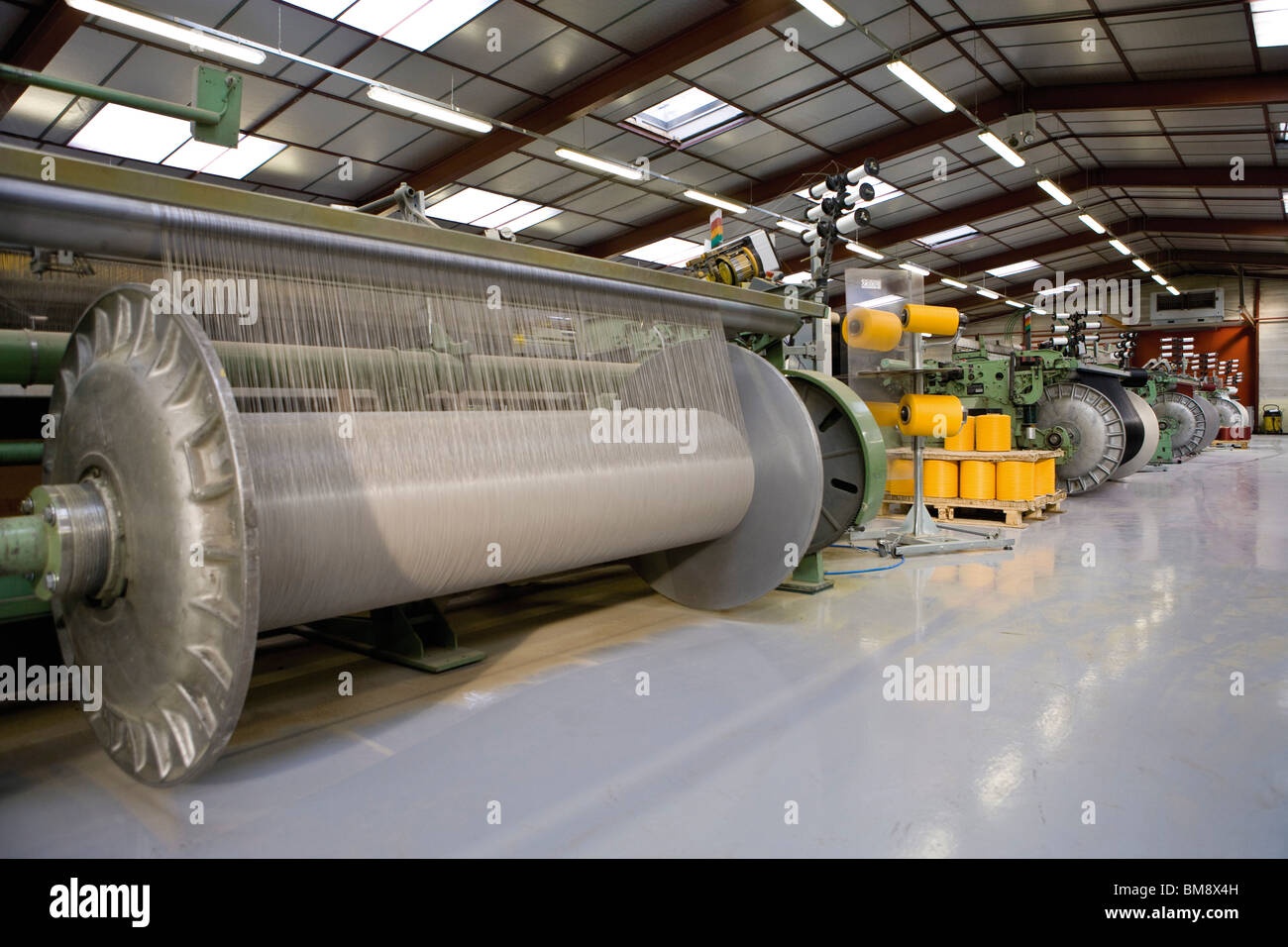 Weavers beam hires stock photography and images Alamy
