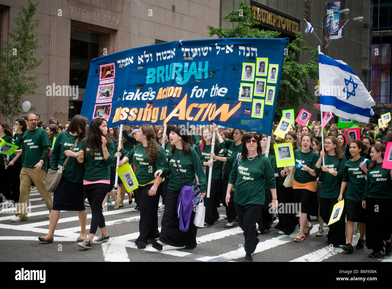 Thousands march up Fifth Ave.in the Salute to Israel Parade in New York