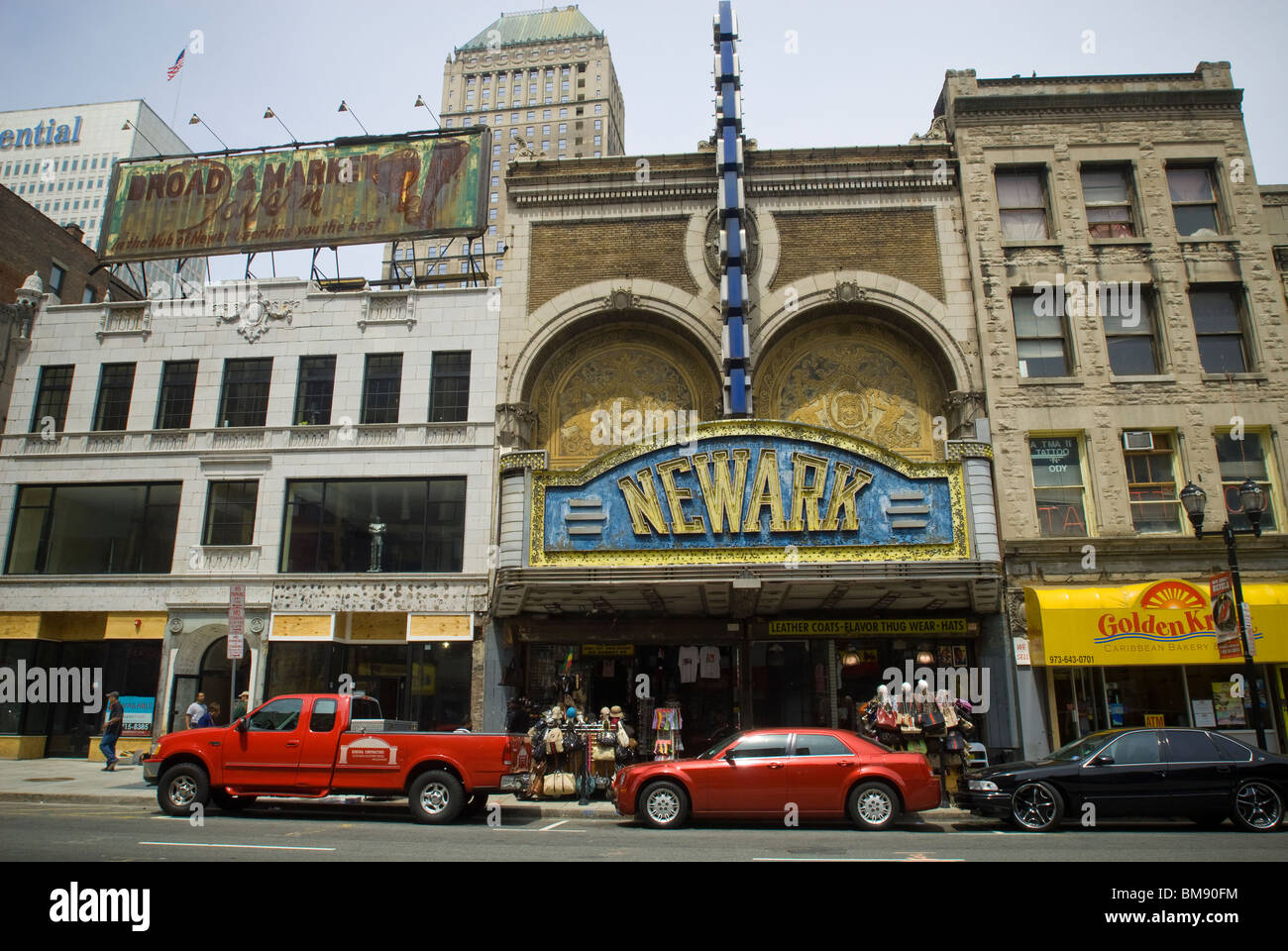 The defunct Paramount Theater on Market Street in downtown Newark, NJ Stock Photo