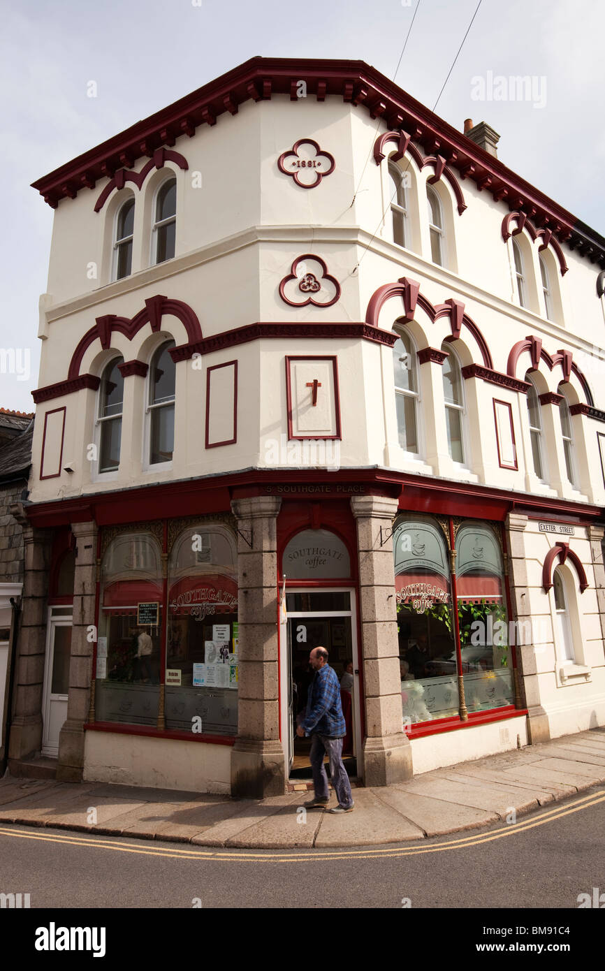 UK, Cornwall, Launceston, Race Hill, Southgate Coffee Shop Stock Photo