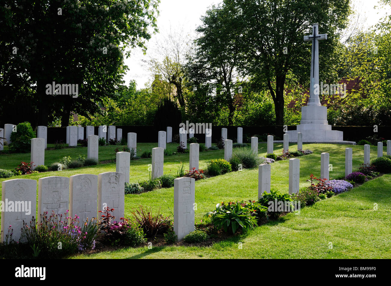 Headstones of First World War cemetery Ramparts Cemetery, Ypres Stock Photo