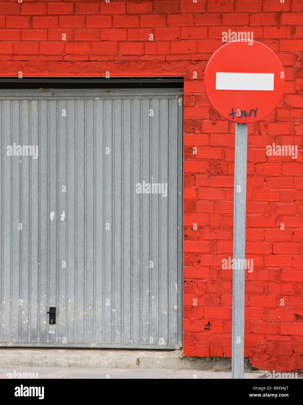 No entry warning sign outside hi-res stock photography and images - Alamy