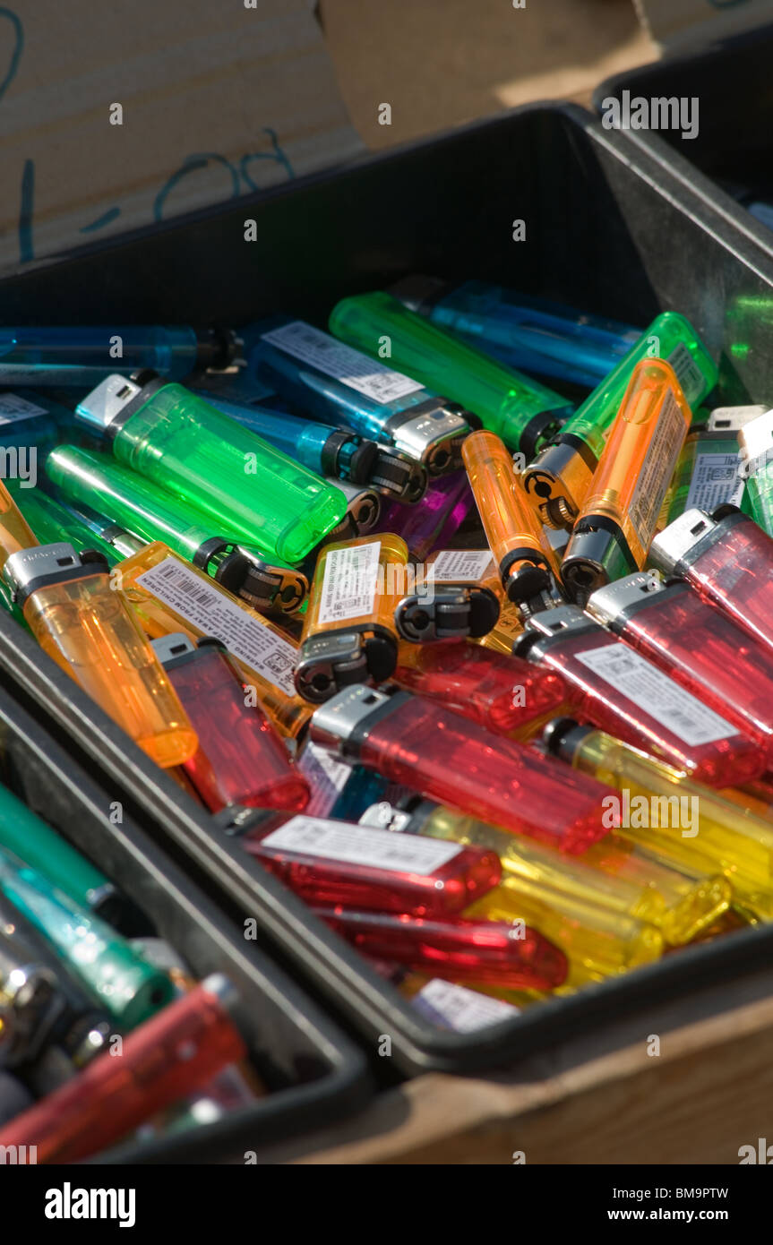 Throw away lighters hires stock photography and images Alamy