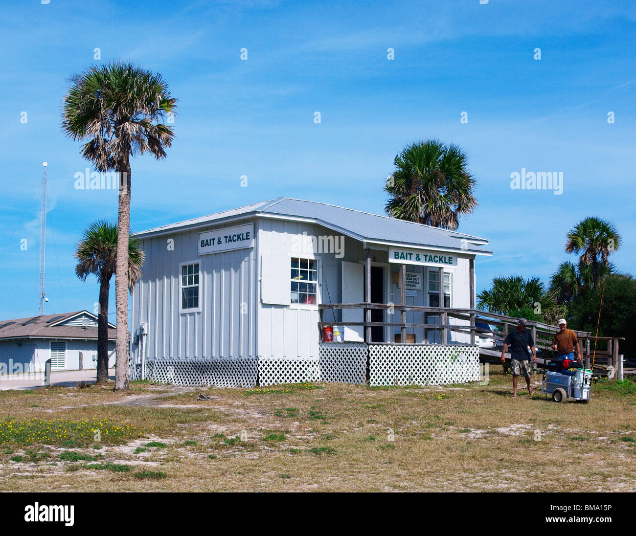 SEBASTIAN INLET BAIT AND TACKLE SHOP AT THE NORTH FISHING JETTY ON