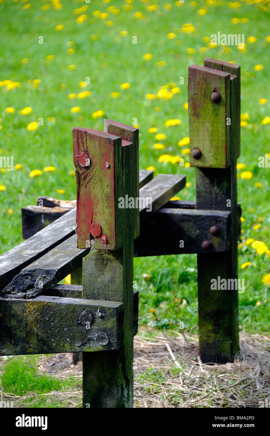 delapidated park bench Stock Photo