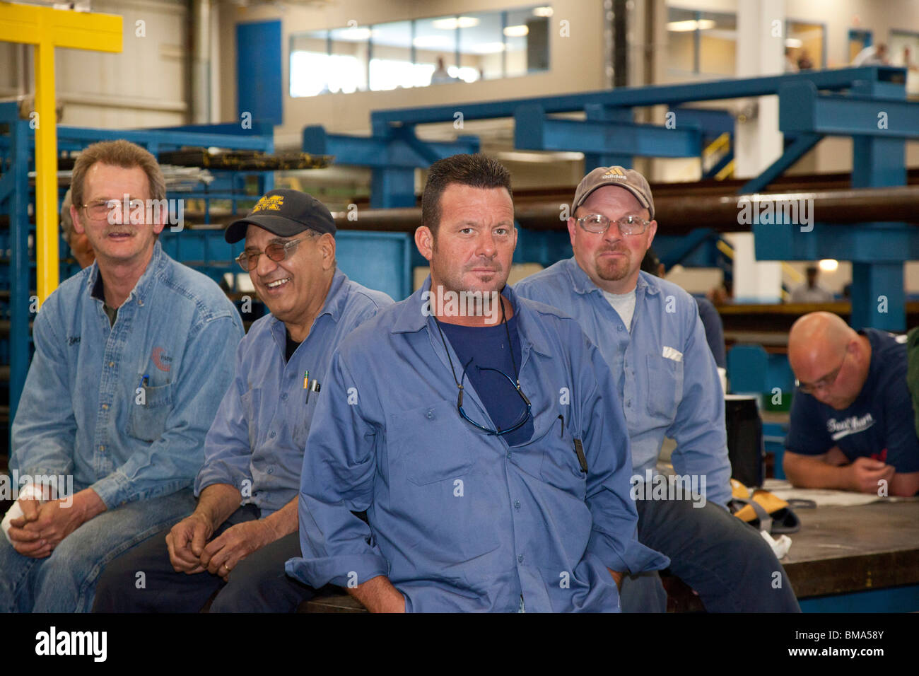 Workers at Chrysler's Jefferson North Assembly Plant Stock Photo Alamy