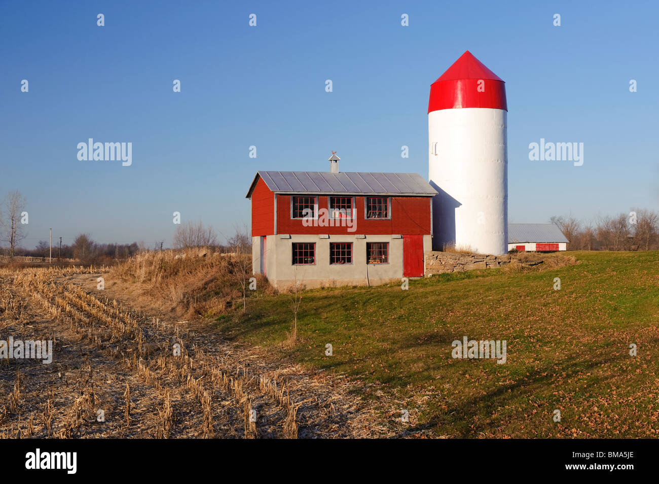 Farm building and silo in St-Augustin, North of Montreal, Quebec, Canada Stock Photo