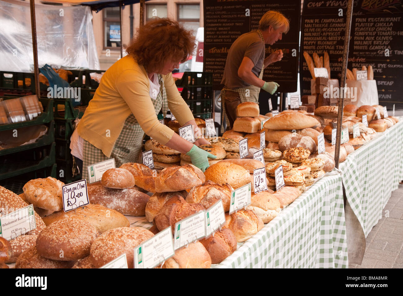 Selling bread hires stock photography and images Alamy