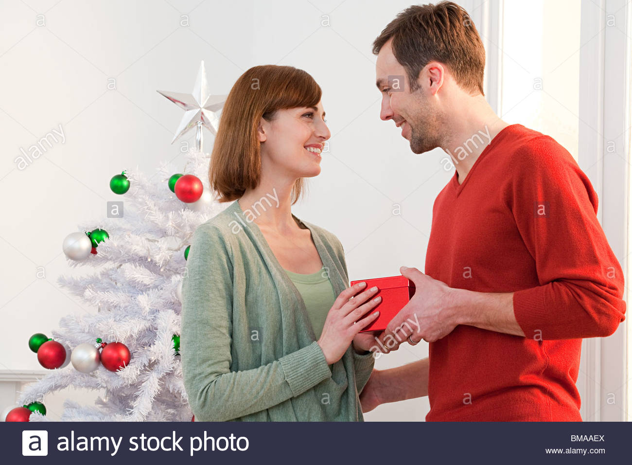 Christmas gift for mom. Рождество ассоциации. Christmas gift for mom. The under presents. We give presents to our friends christmas.