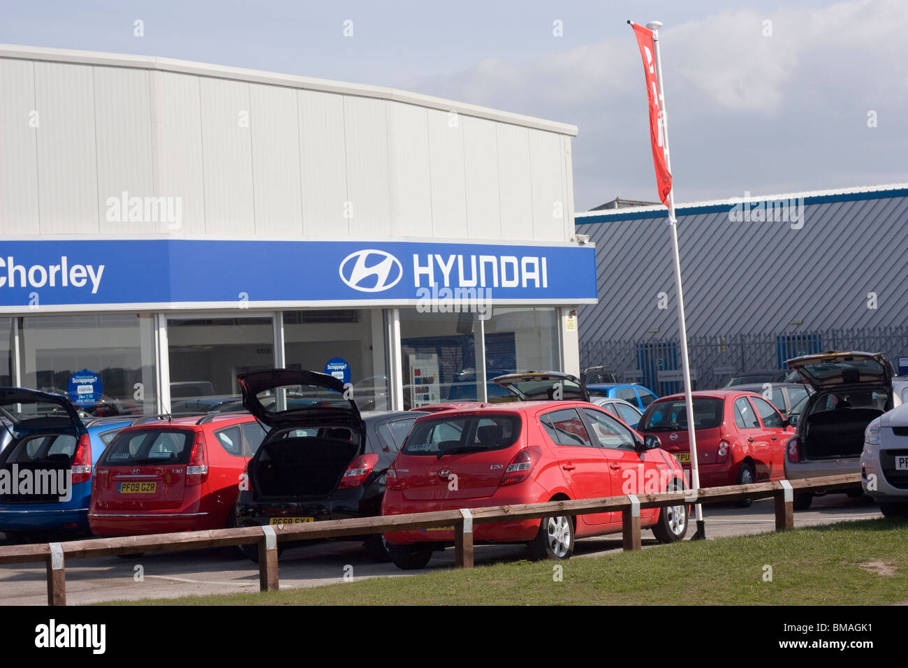 Hyundai car dealership Stock Photo Alamy