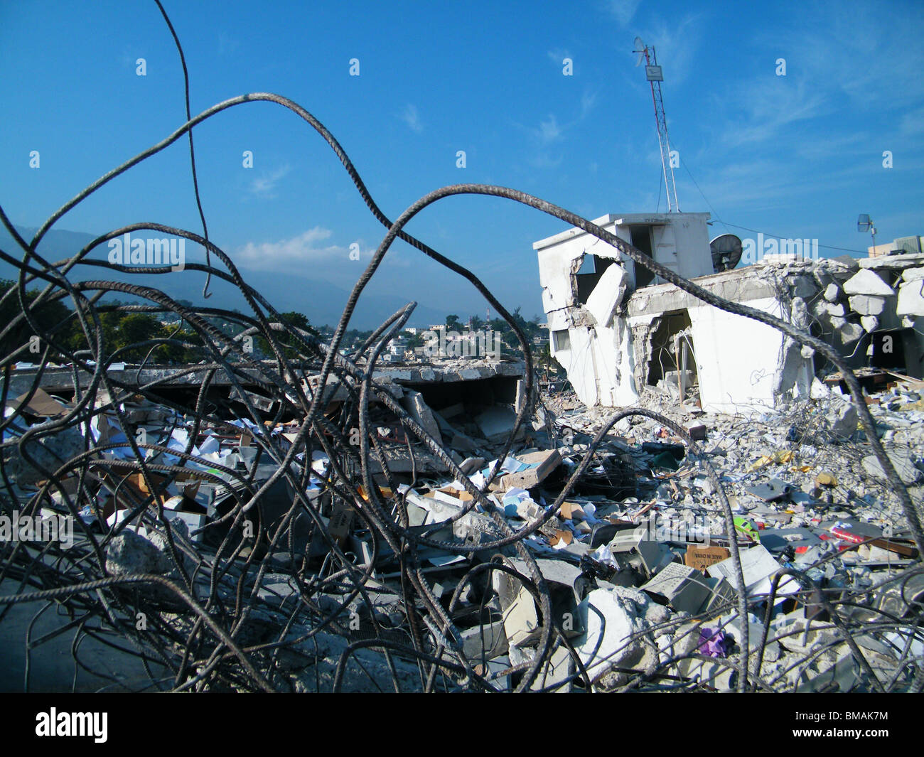 Rubble and damaged buildings in Port au Prince after the Haiti earthquake Stock Photo