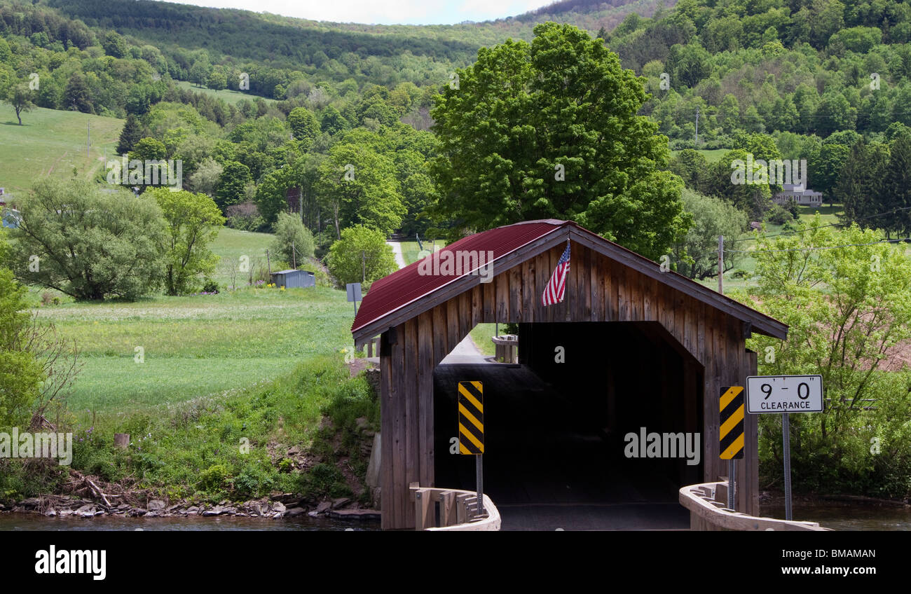 Hamden covered bridge hires stock photography and images Alamy
