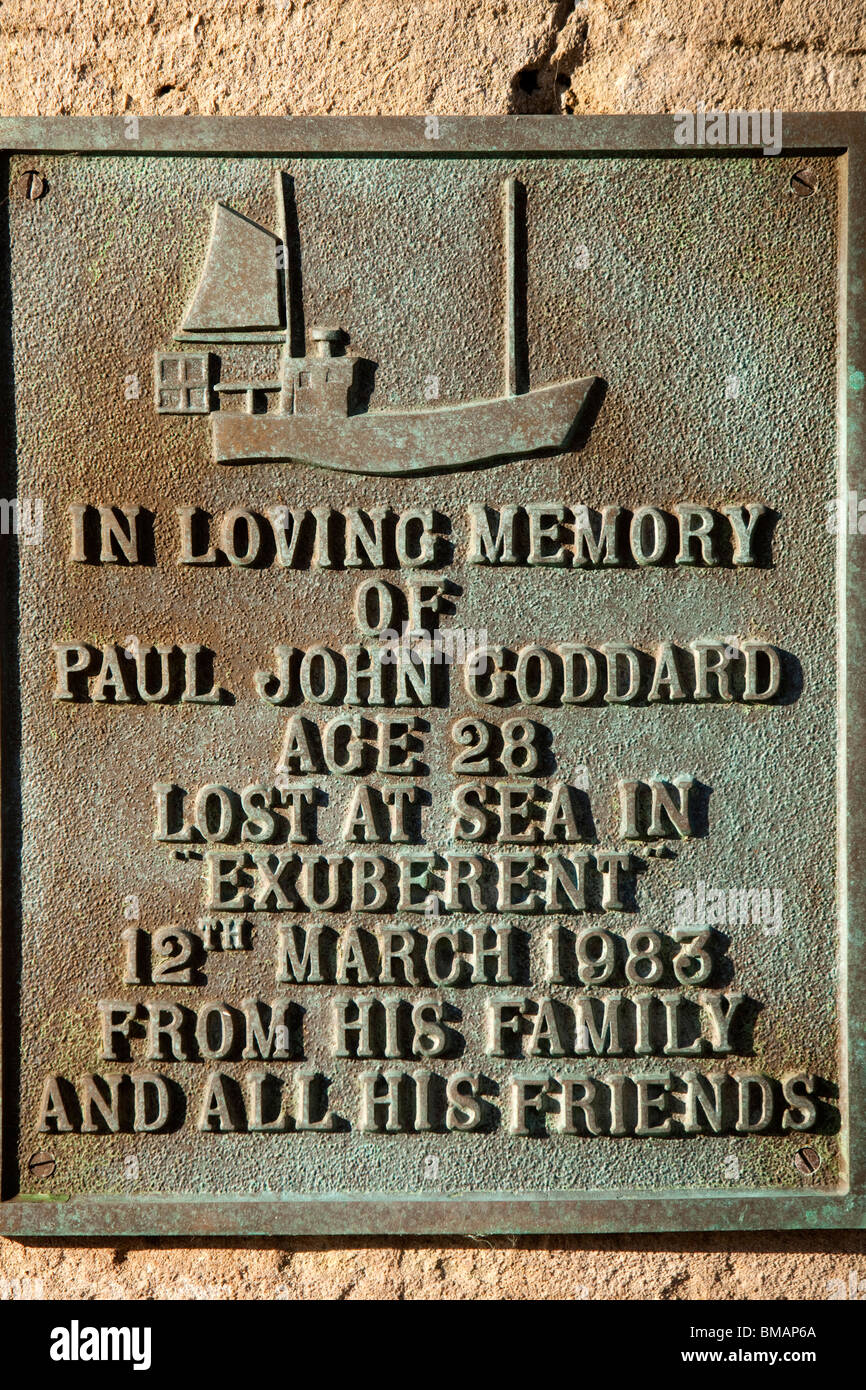 Dv554 UK, England, Devon, Dartmouth, Bayard’s Cove, Paul Goddard memorial plaque lost at sea in boat exuberent 1983 Stock Photo