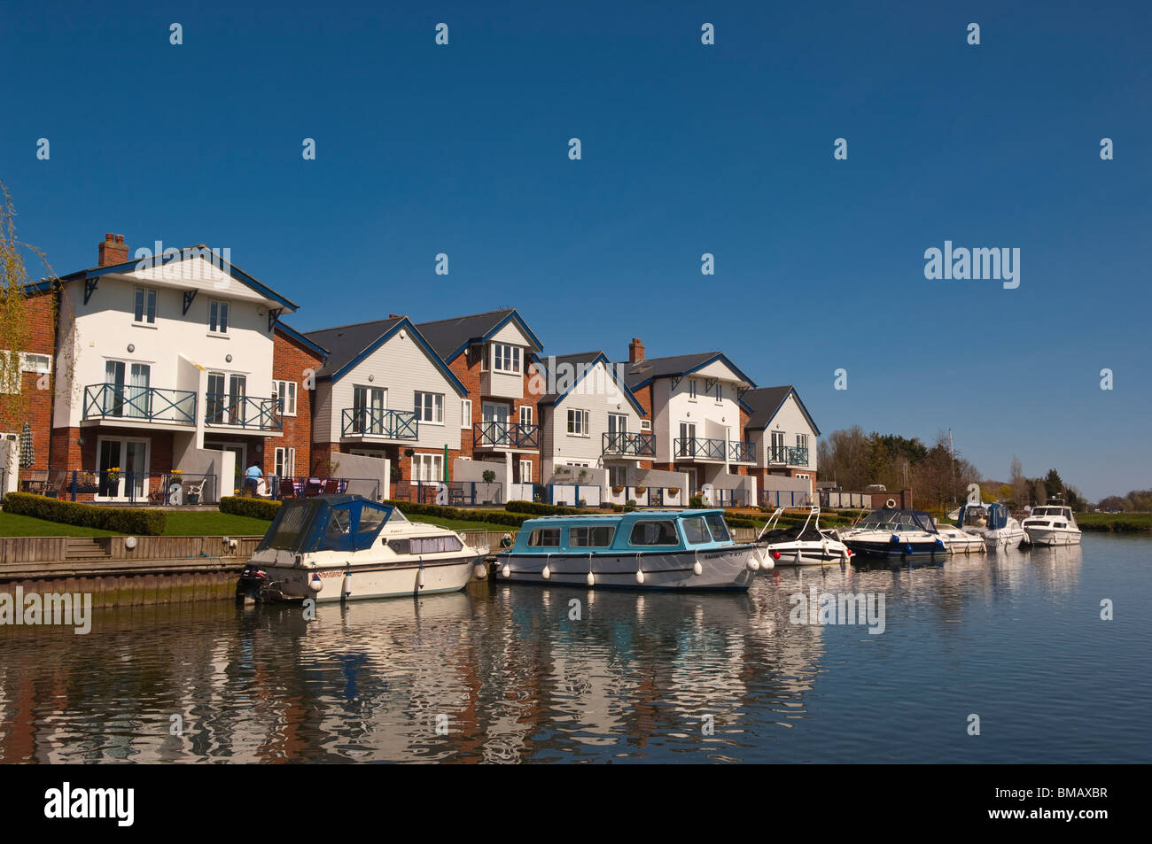 Norfolk broads holiday homes hires stock photography and images Alamy