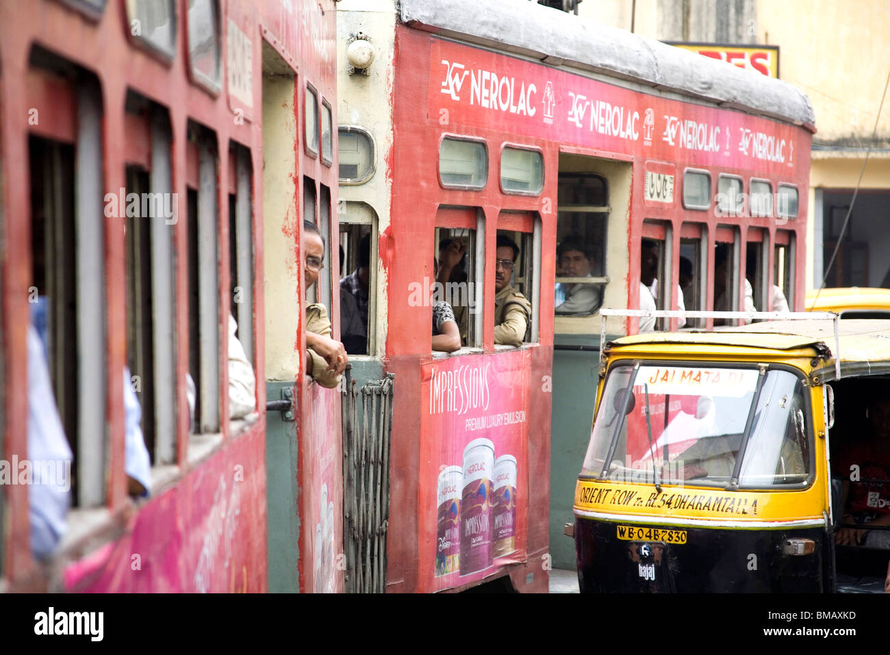 Auto Rickshaw Kolkata Hi-res Stock Photography And Images - Alamy