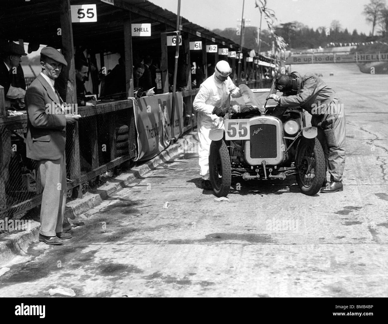 Austin 7 Ulster Works car in pits during Double 12 race at Brooklands May 1930 Stock Photo