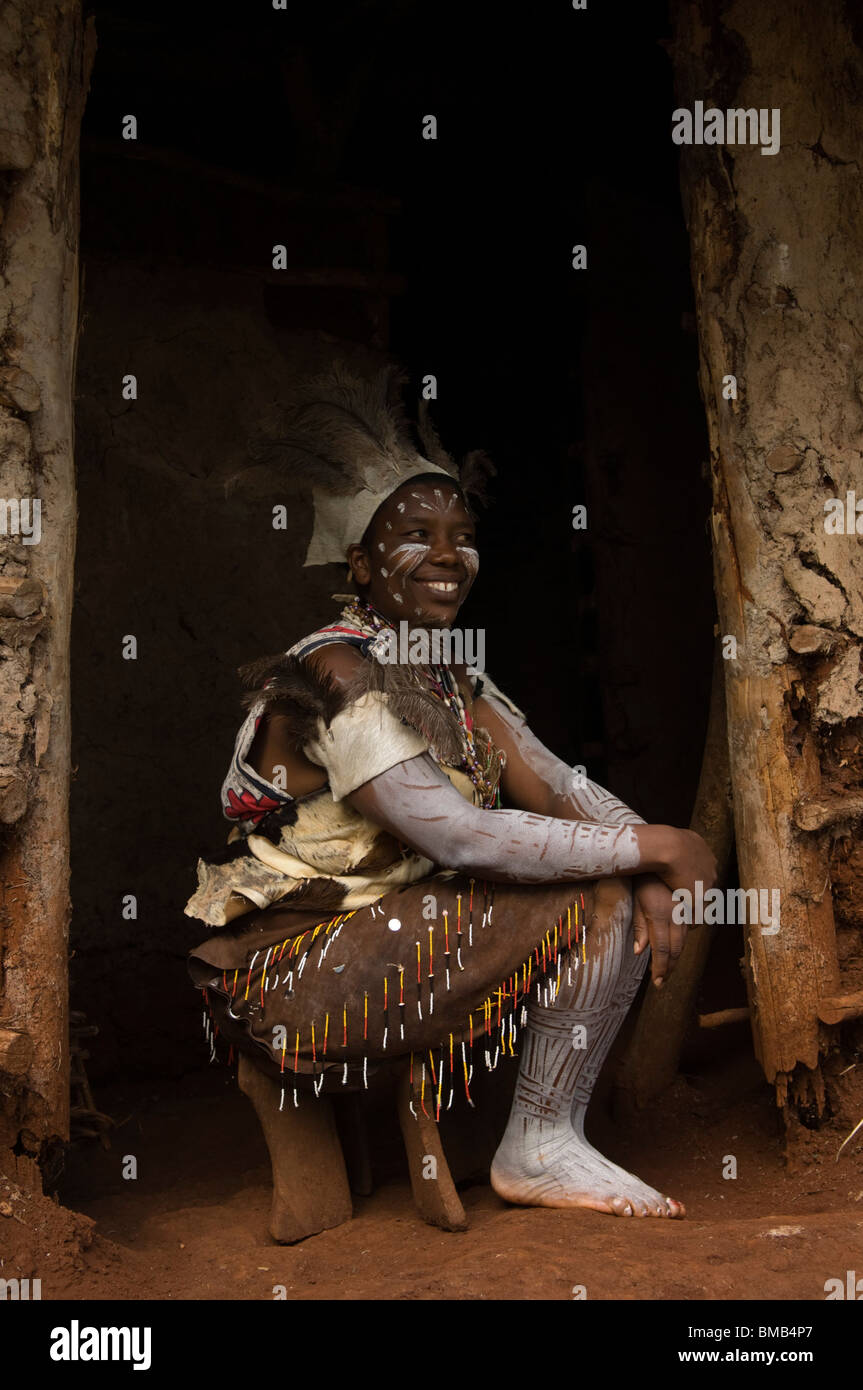 Kikuyu Woman At Her Hut Nyeri Central Highlands Kenya Stock Photo