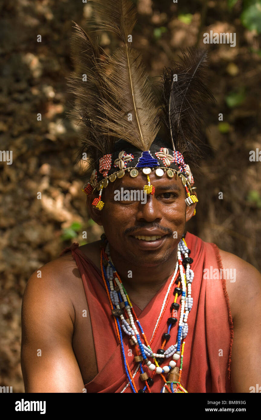Witch doctor kenya hires stock photography and images Alamy