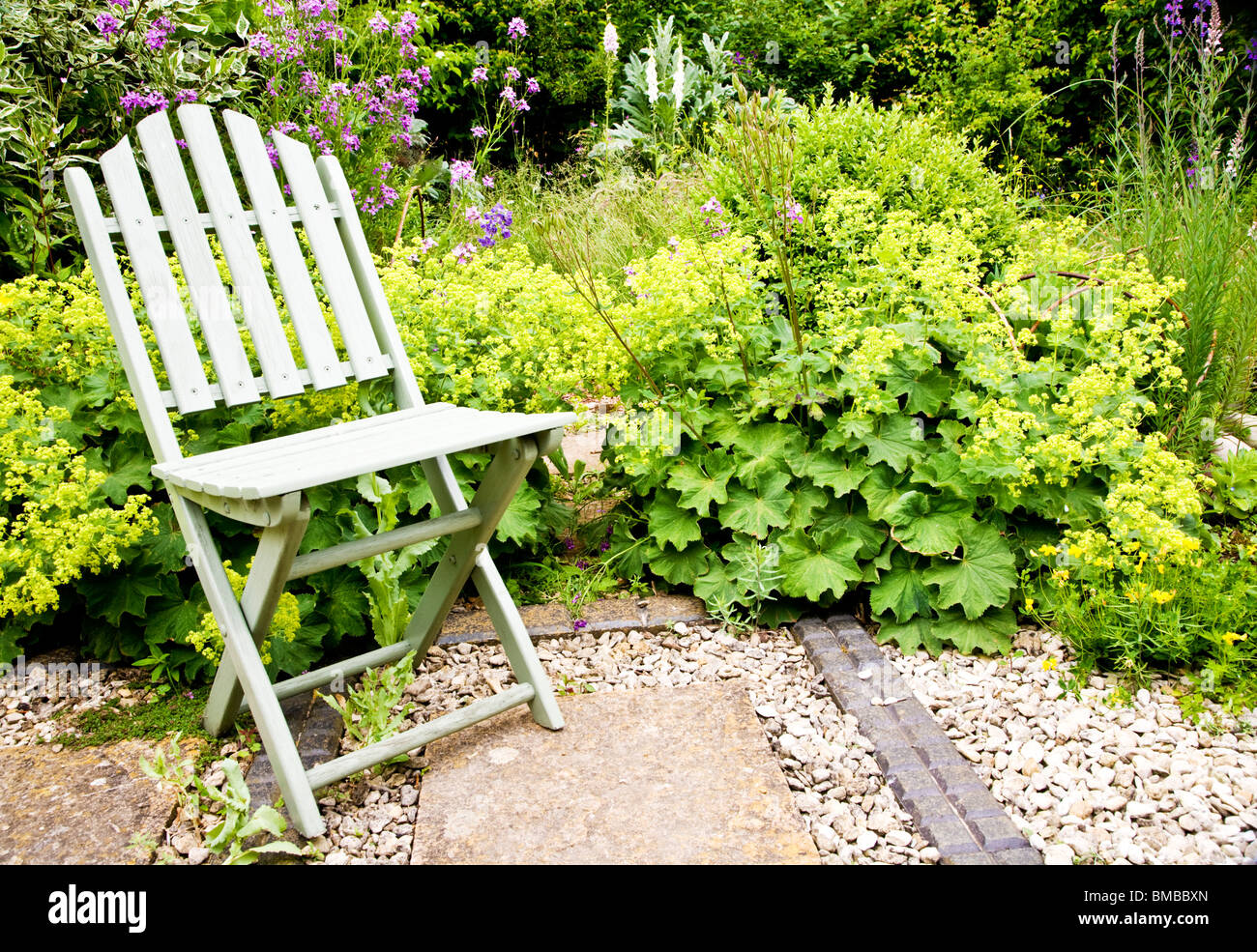 A corner of the Wildlife Friendly Garden in the TWIGS gardens in Swindon, Wiltshire, England, UK Stock Photo