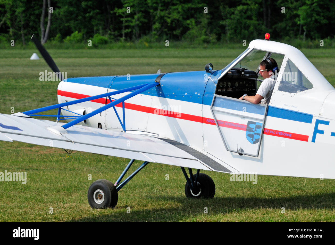 Piper pa 25 hi-res stock photography and images - Alamy