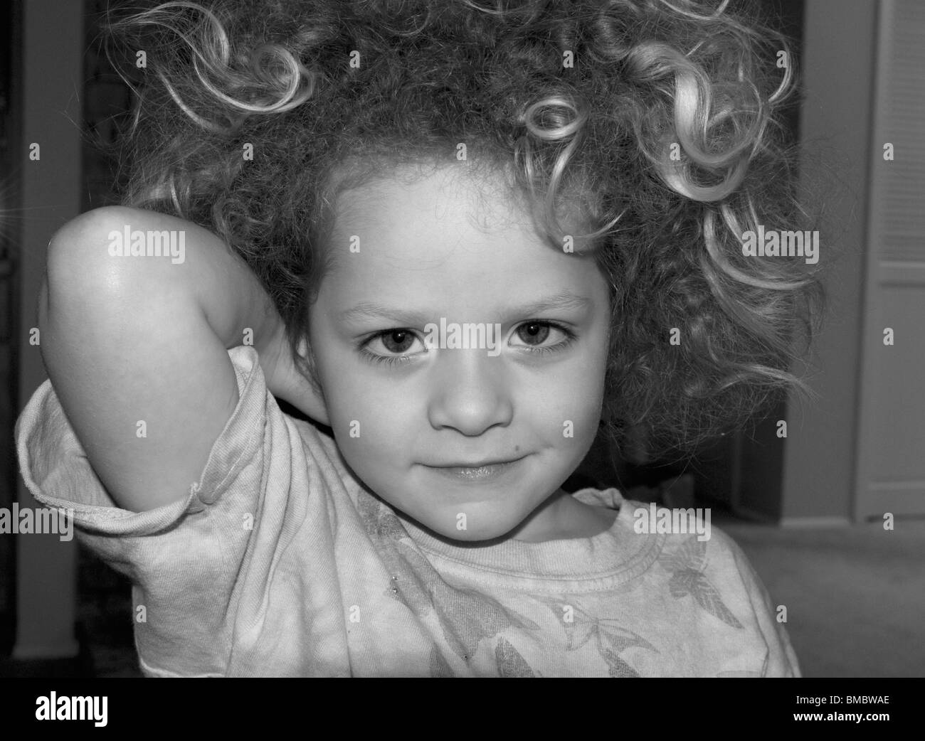 girl-aged-5-with-wild-hair-usa-stock-photo-alamy