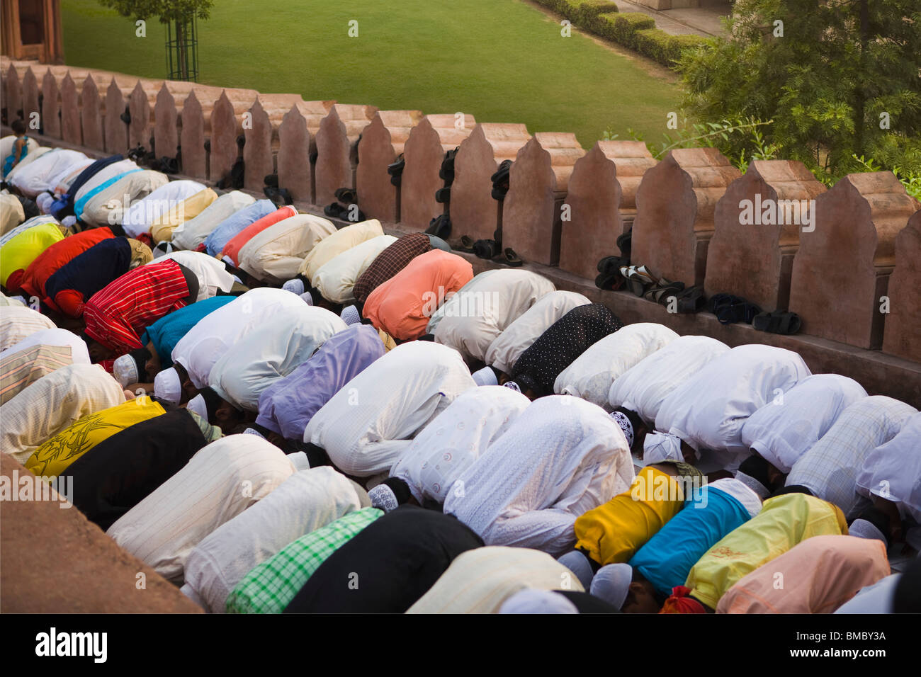People praying in a mosque at the occasion of Eid, Jama Masjid, Old Delhi, India Stock Photo Alamy