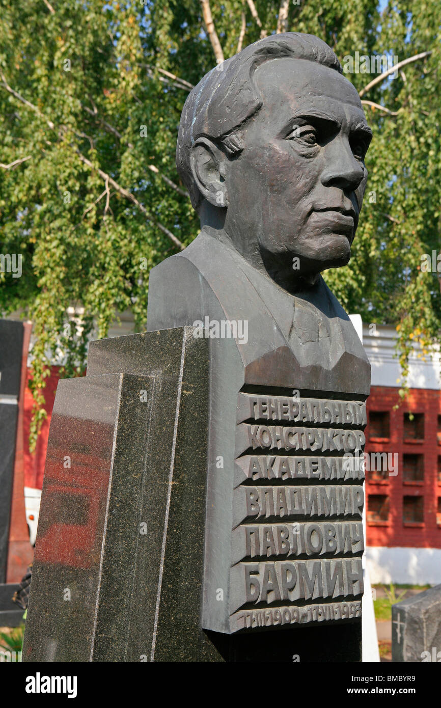 Grave of the Soviet scientist Vladimir Pavlovich Barmin (1909-1993) at Novodevichy Cemetery in Moscow, Russia Stock Photo