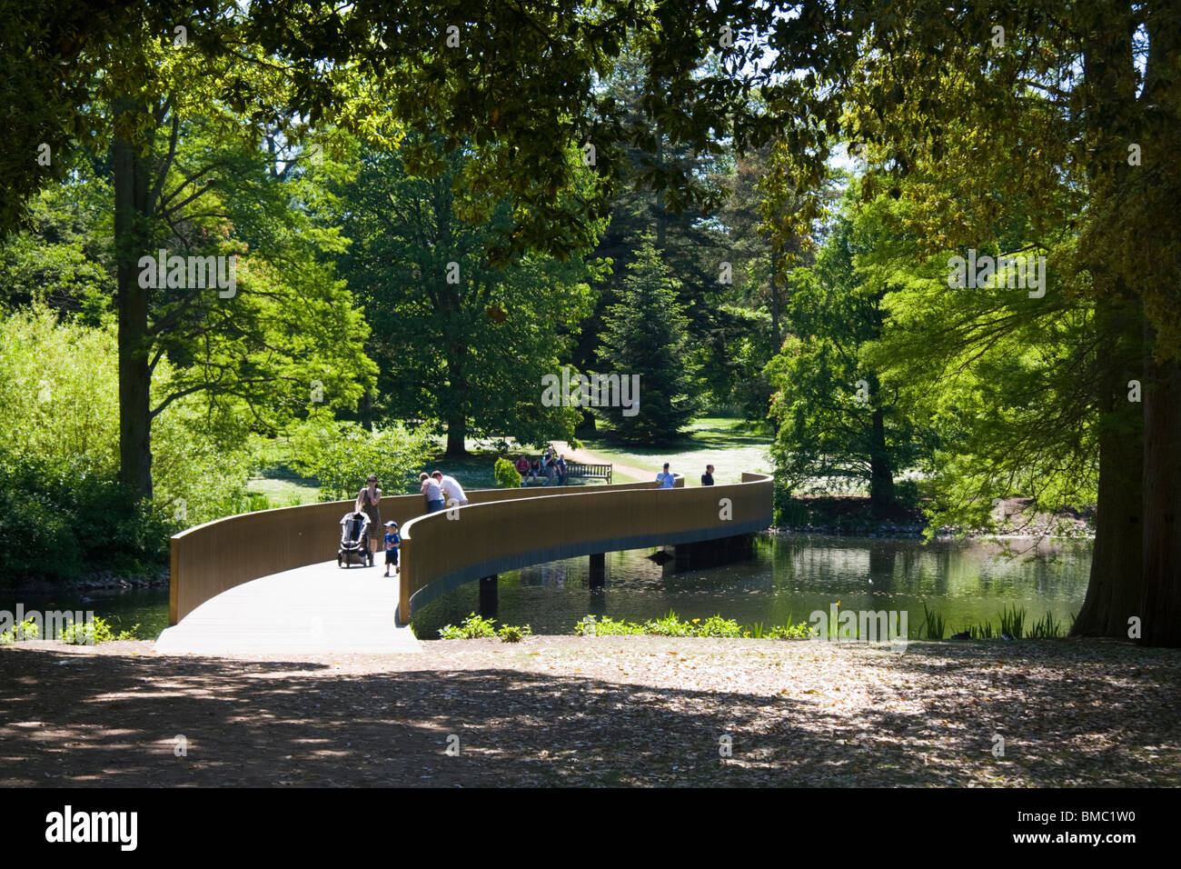 Sackler Crossing Kew Gardens London England Stock Photo Alamy