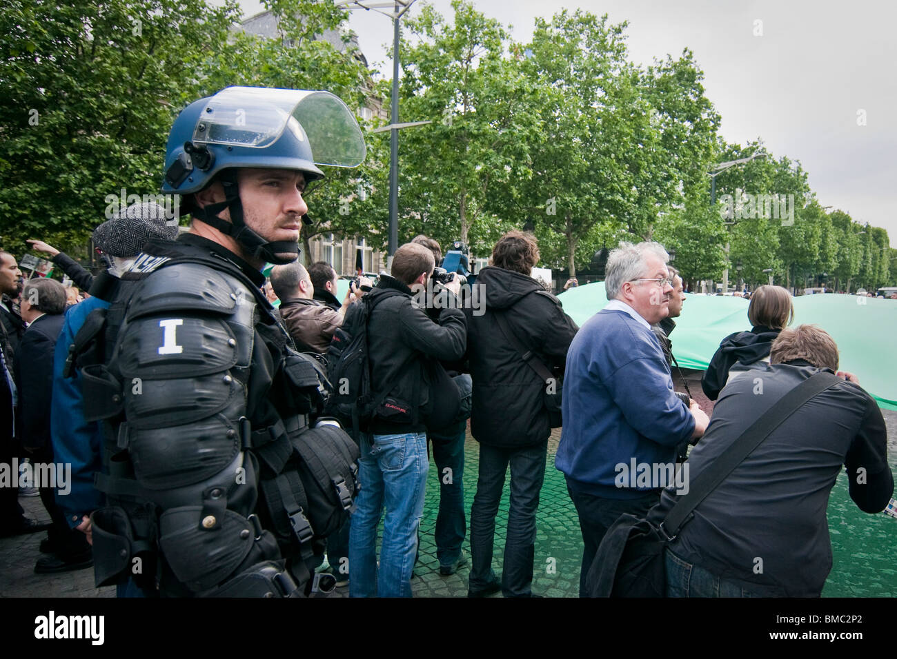 Pro-Palestinian demonstration in Paris to protest against Israel's ...