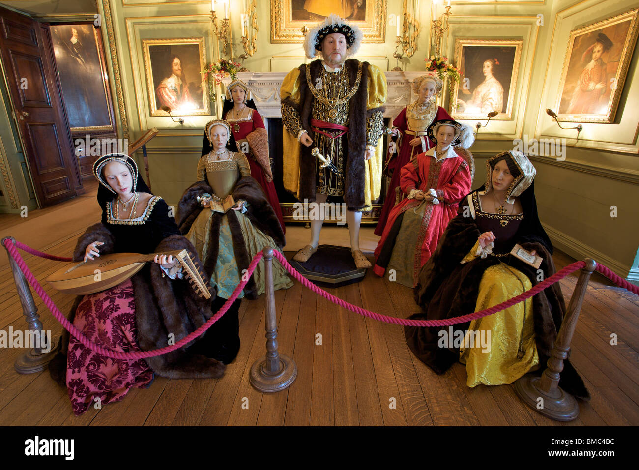 King Henry VIII and his six (6) wives wax figures at Warwick Castle,  Warwickshire, Midlands of England, United Kingdom Stock Photo - Alamy