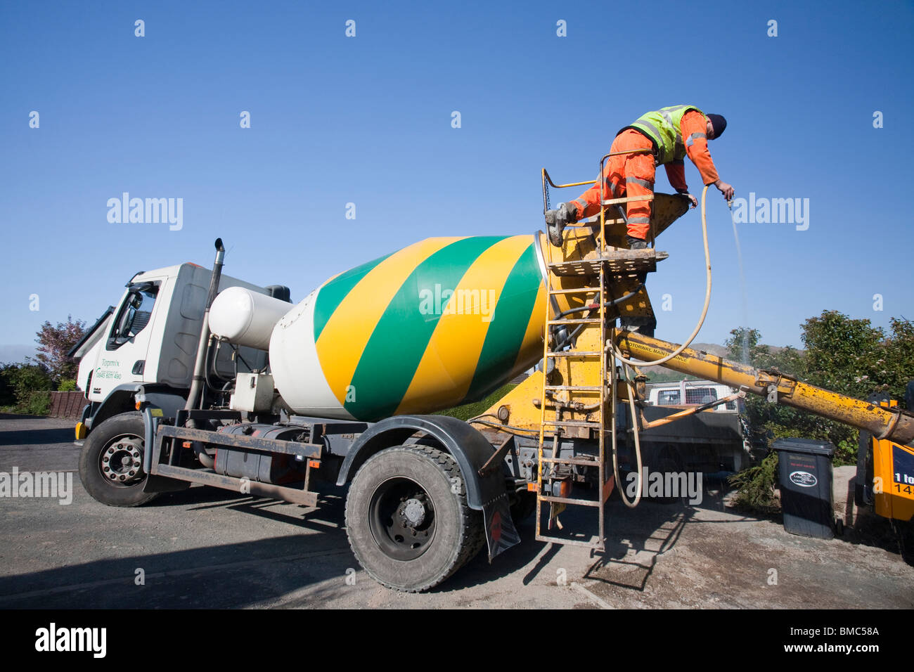 Concrete Mixer Lorry High Resolution Stock Photography and Images Alamy