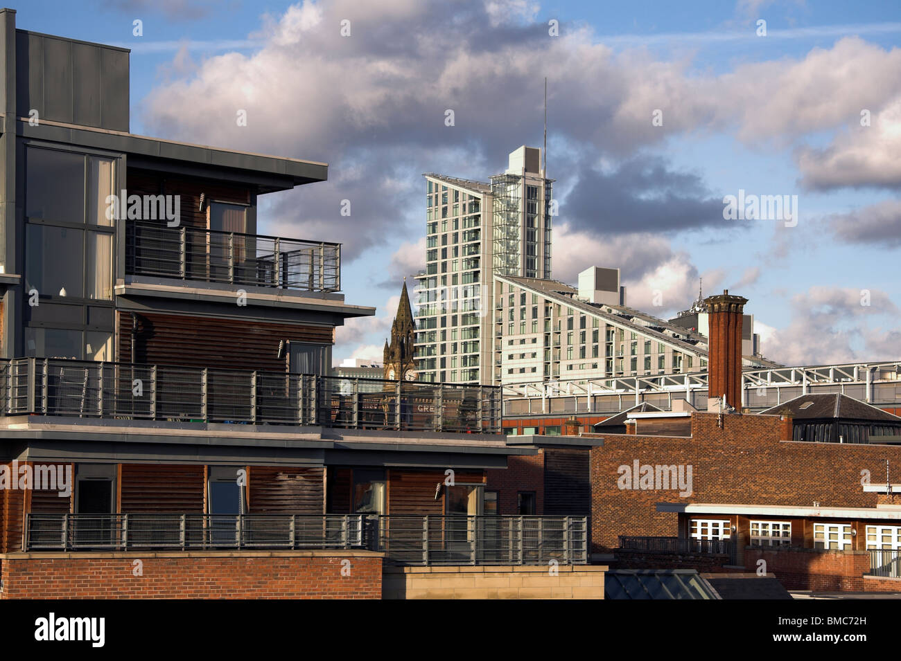 Modern apartments, Great Northern Tower, Manchester, UK Stock Photo Alamy