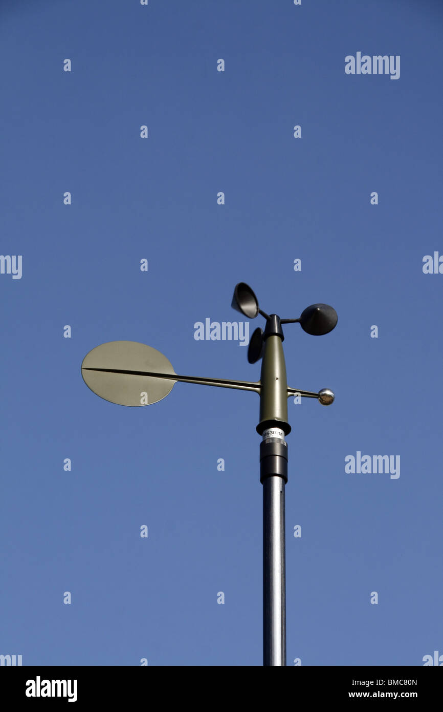 weather station instrument Stock Photo - Alamy