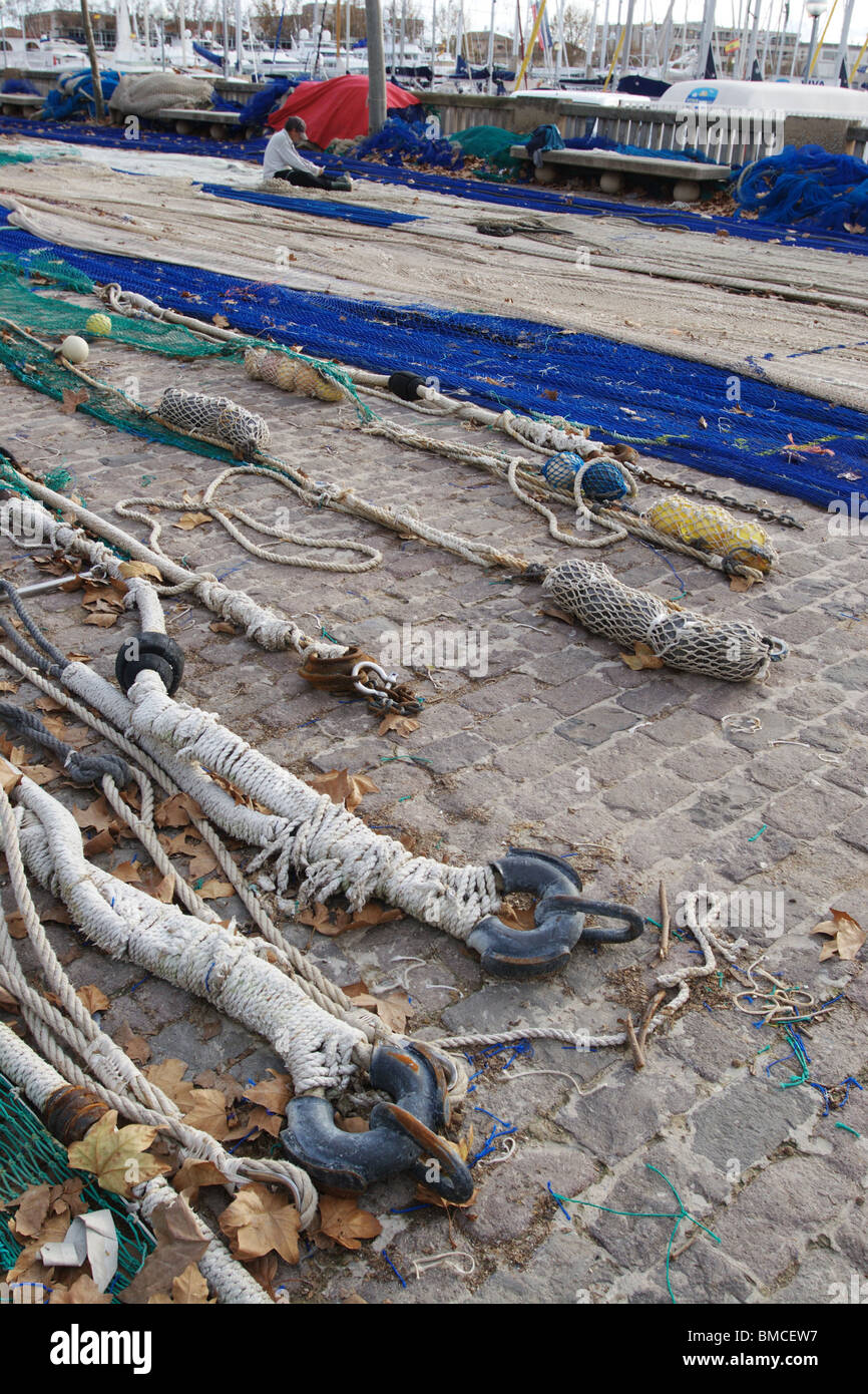 Nets on the ground hires stock photography and images Alamy