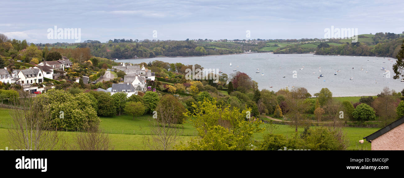 UK, England, Devon, Dartmouth, Dittisham, houses overlooking Galmpton