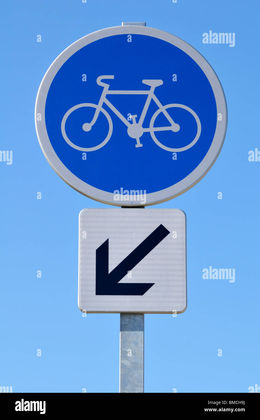 Bicycle Lane Sign Stock Photo Alamy