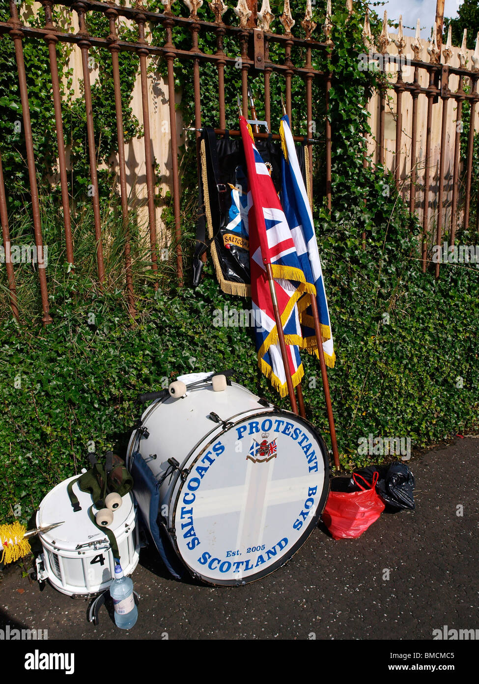 Orangefest, 12th July 2009 Orange parade through the center of Belfast. Just one of the many parades in Northern Ireland. Stock Photo
