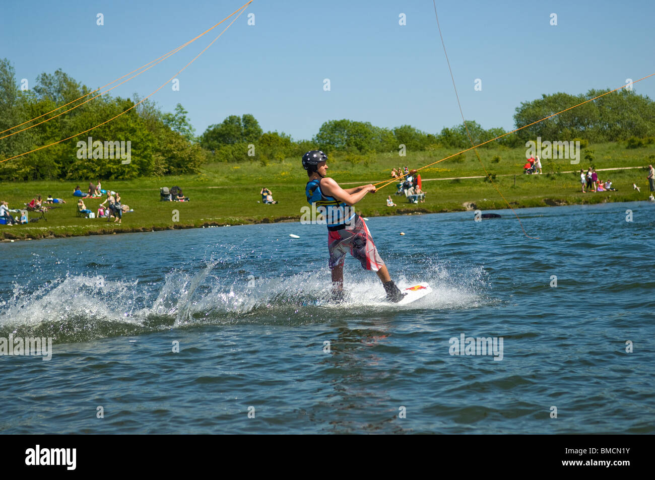 Water sports at Rother Valley Country Park, South Yorkshire Stock Photo