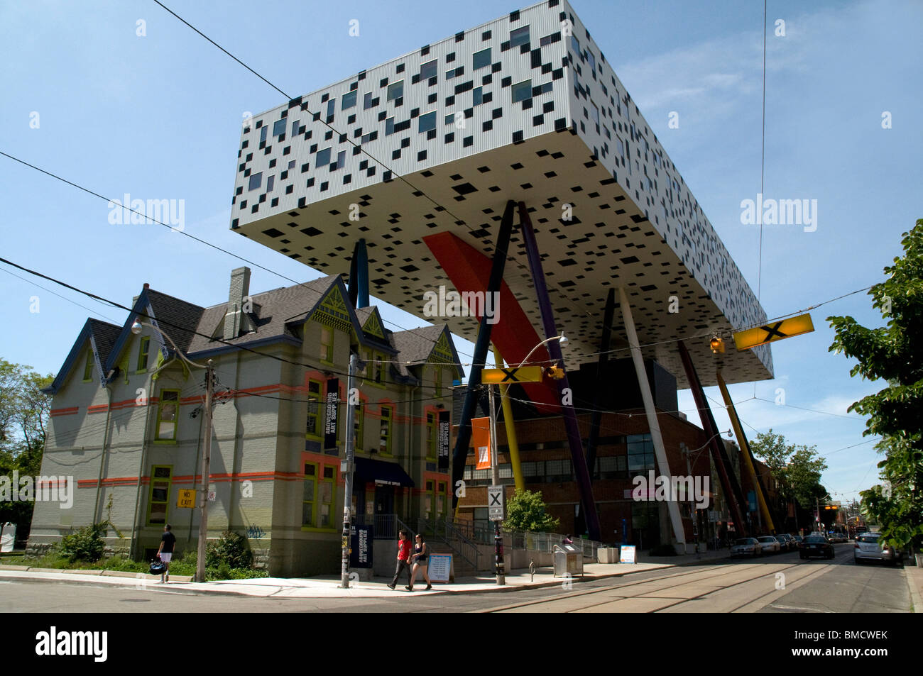 The experimental Sharp Centre for Design building at the Ontario College of Art and Design (OCAD University), in downtown Toronto, Ontario, Canada Stock Photo