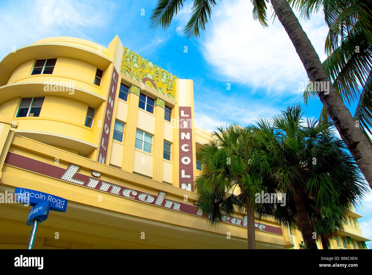 Lincoln Theatre built 1936 in Art Deco style, home of New World Symphony on Lincoln Road, South Beach, Miami Beach, Florida Stock Photo