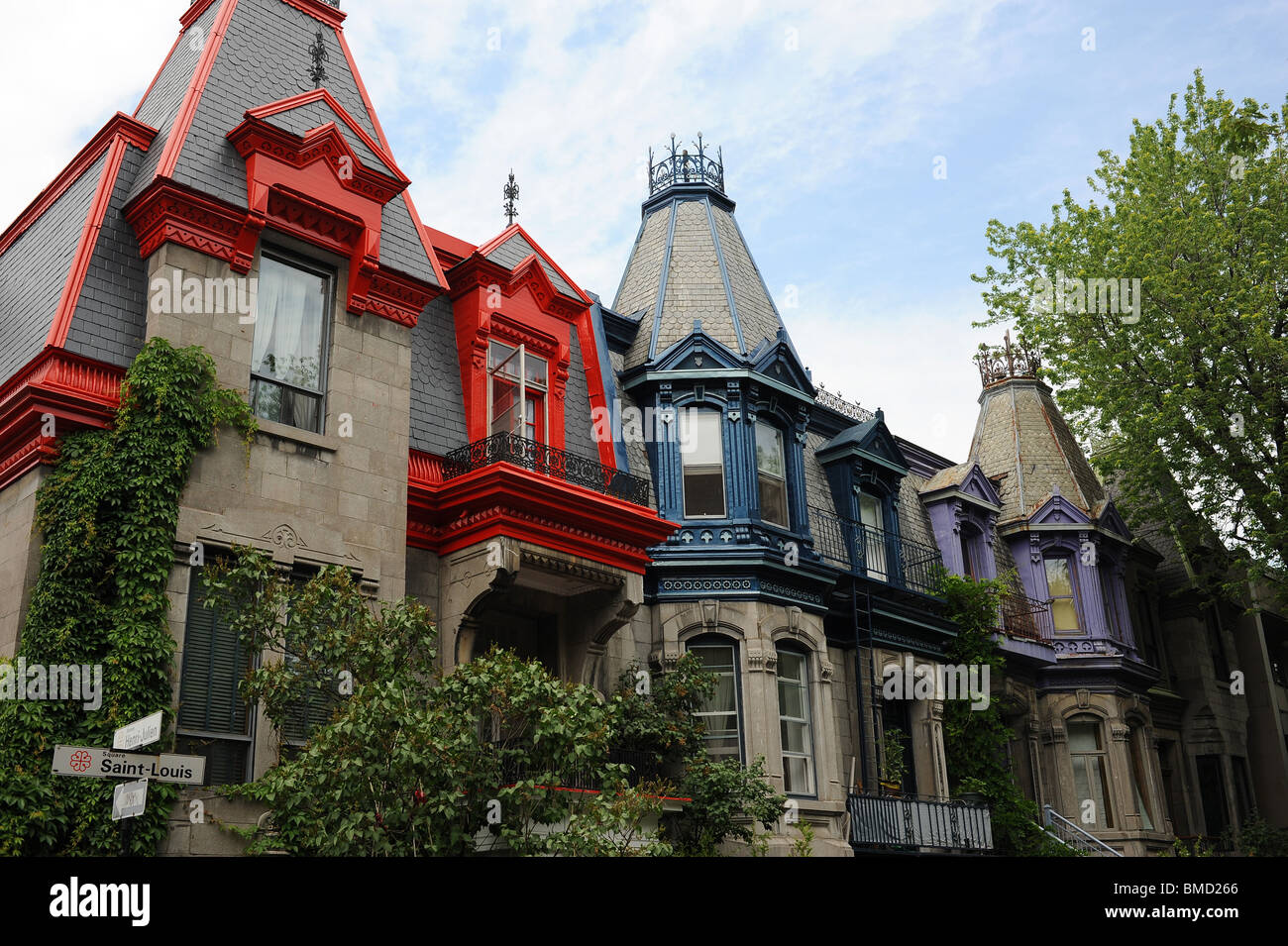 Old houses in French quarter of Montreal Stock Photo Alamy