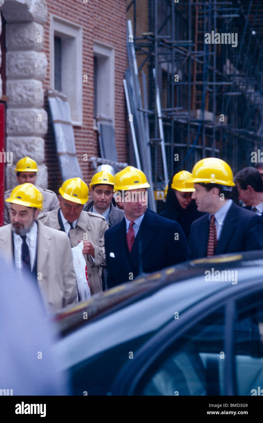 Prince Charles inspects the site of the the re-created Globe theatre, Bankside, London Stock Photo
