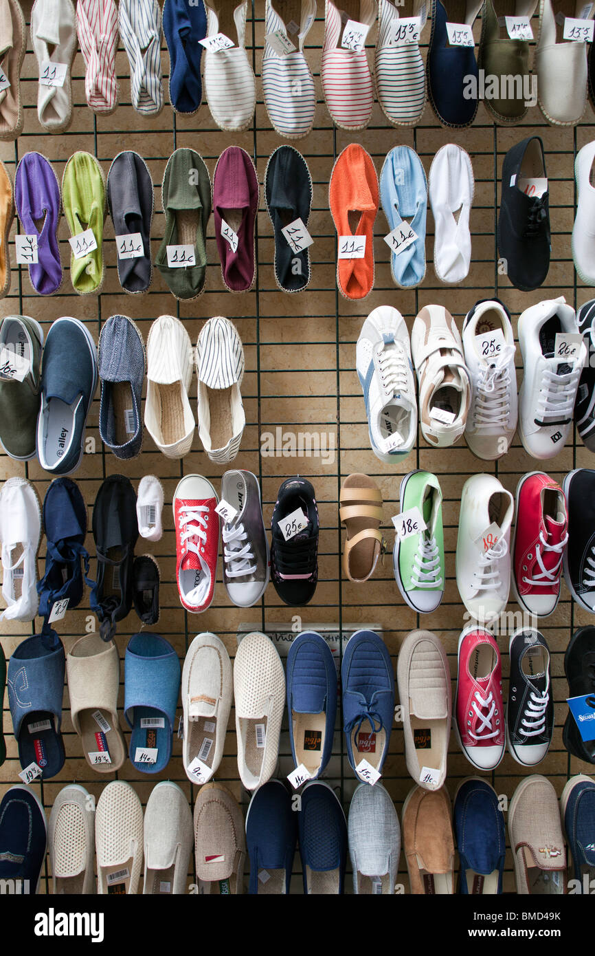 Shoe store, Seville, Spain Stock Photo - Alamy