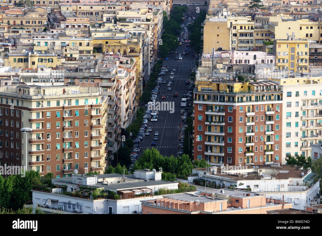 High top facades hi-res stock photography and images - Alamy